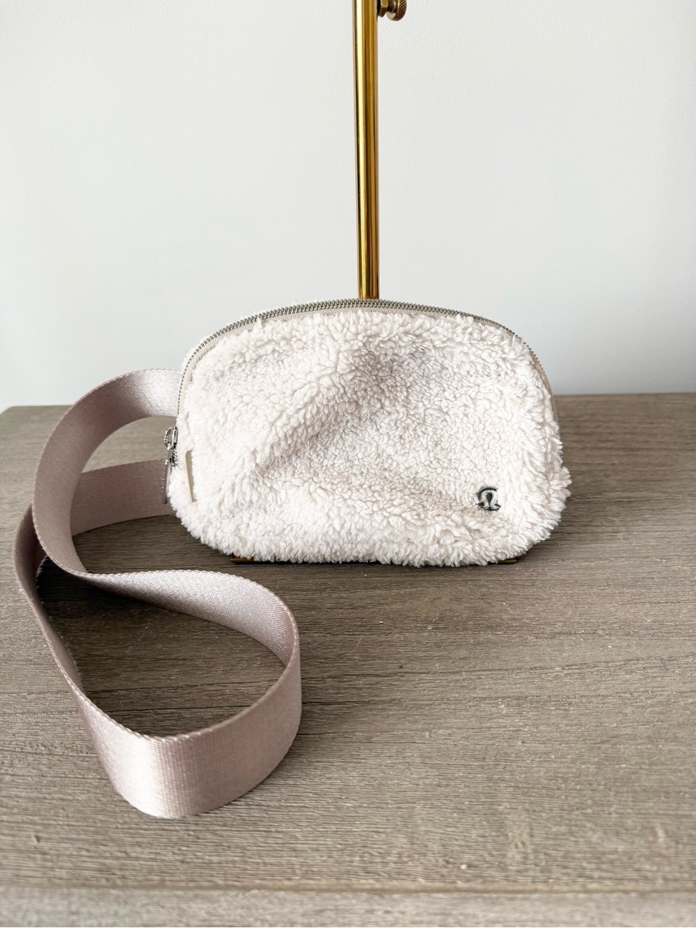 Lululemon Everywhere Plush Fleece 1L Belt Bag in Beige Sherpa